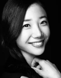 Minji Nam.