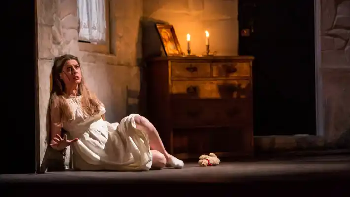 Jenufa 20170302 MB Ru0a3992webb.